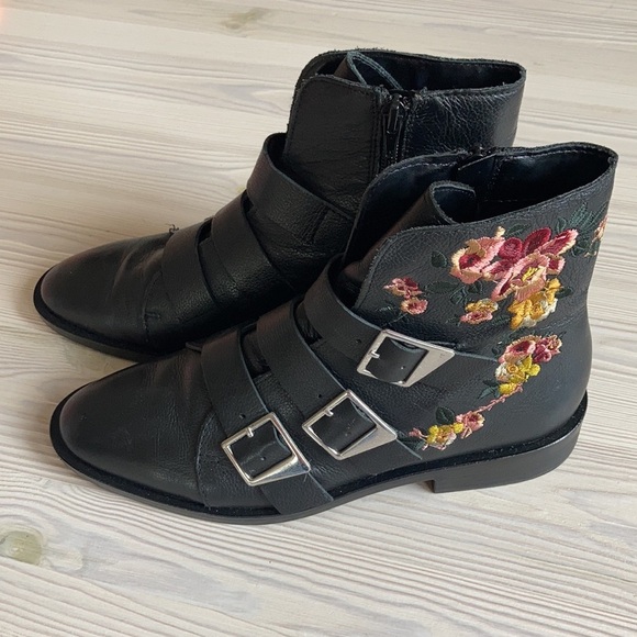 Zara Embroidered Floral Leather Boots - Picture 6 of 7